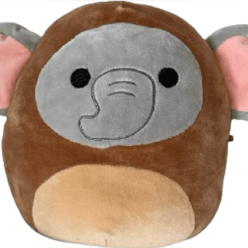 Mila - Beaver Disguised Elephant Squishmallow
NWT! 🦫🐘